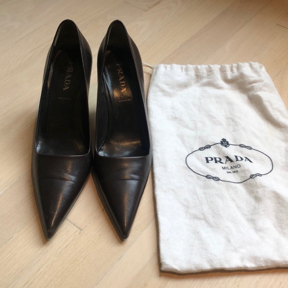 Prada Dark Brown Vintage Leather Kitten Pumps - Picture 1 of 9